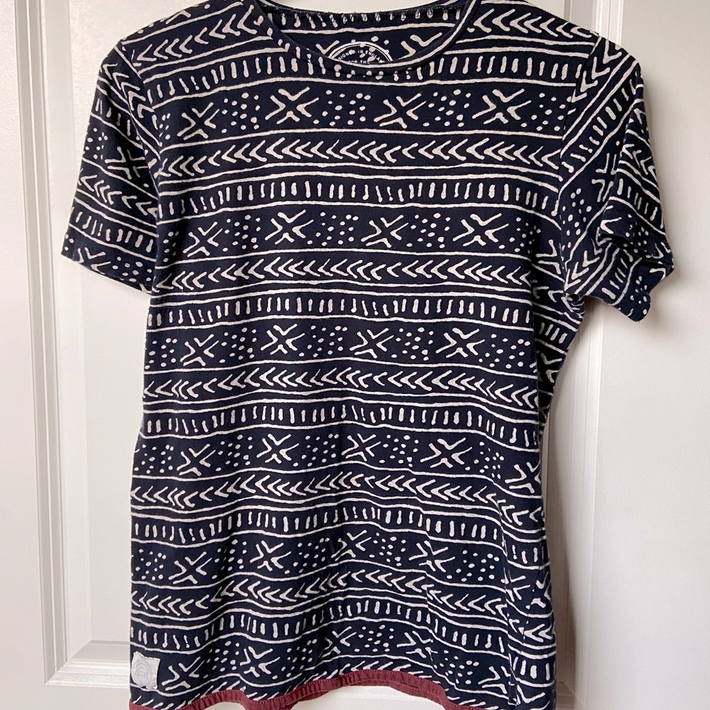 Native Youth white and navy patterned tshirt